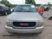 2001 GMC Sierra 1500 SLE1 z VIN 1GTEC19T51E329314, wystawiony jako IAAI lot #43198539 z przebiegiem 190 794 mil mil oraz . Historia ofert i sprzedaży dostępna na DreamBid. Obrazek 13.