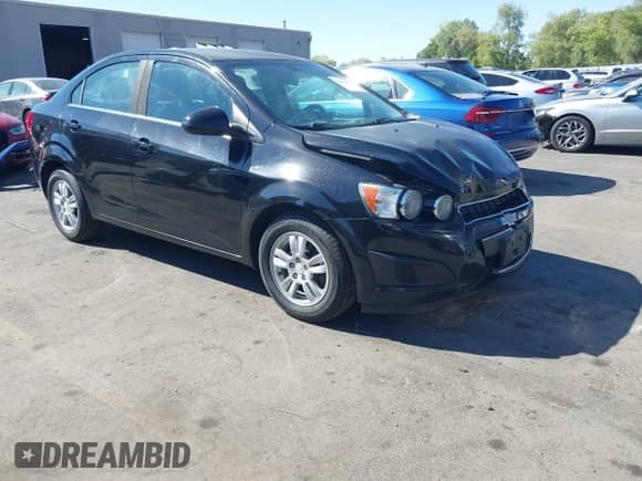 2016 Chevrolet Sonic LT с VIN 1G1JC5SHXG4180398, выставлен на аукционе IAAI как лот 42929032 с пробегом 98 733 миль миль и . История ставок и продаж доступна на DreamBid. Изображение 1.