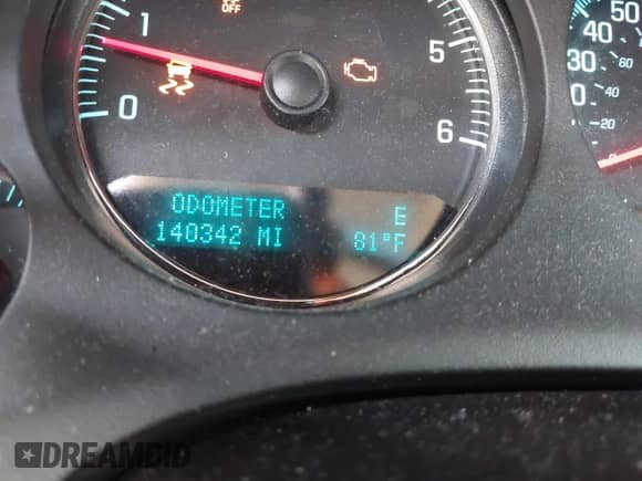 2014 Chevrolet Tahoe Commercial with VIN 1GNLC2E07ER228838, listed as a IAAI auction lot 42410417 with 140,342 mi miles and . Bid and sale history available at DreamBid. Image 7.