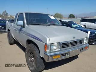 1996 Nissan Frontier XE z VIN 1N6SD16S9TC313690, wystawiony jako IAAI lot #43401326 z przebiegiem 235 839 mil mil oraz . Historia ofert i sprzedaży dostępna na DreamBid. Obrazek 1.