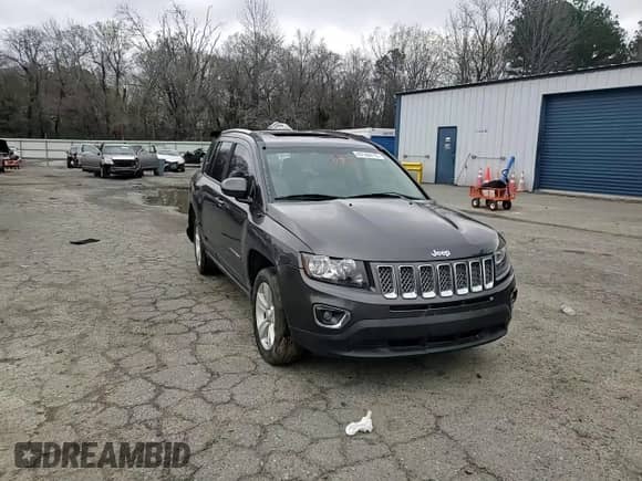 2015 Jeep Compass High Altitude with VIN 1C4NJCEA8FD305303, listed as a Copart auction lot 42140715 with 146,718 mi miles and Salvage title. Bid and sale history available at DreamBid. Image 11.