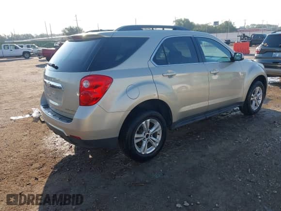 2014 Chevrolet Equinox LT with VIN 2GNFLFEK3E6323141, listed as a IAAI auction lot 43358446 with 191,752 mi miles and . Bid and sale history available at DreamBid. Image 4.