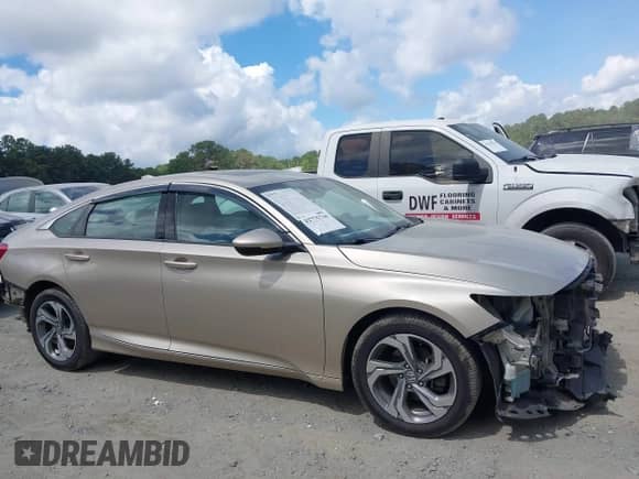 2019 Honda Accord EX-L с VIN 1HGCV1F57KA026004, выставлен на аукционе IAAI как лот 42775738 с пробегом 126 469 миль миль и . История ставок и продаж доступна на DreamBid. Изображение 13.