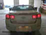 2015 Chevrolet Malibu LS z VIN 1G11B5SL1FF211807, wystawiony jako Copart lot #84881435 z przebiegiem 134 649 mil mil oraz Szkoda całkowita • Salvage title. Historia ofert i sprzedaży dostępna na DreamBid. Obrazek 6.