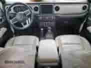 2022 Jeep Wrangler Unlimited Sahara with VIN 1C4JJXP6XNW207648, listed as a Copart auction lot 58209795 with 35,306 mi miles and Salvage title. Bid and sale history available at DreamBid. Image 8.