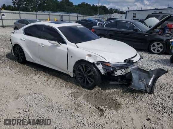2024 Lexus IS 350 F Sport z VIN JTHBZ1B25R5076539, wystawiony jako Copart lot #64196115 z przebiegiem 18 590 mil mil oraz Szkoda całkowita • Salvage title. Historia ofert i sprzedaży dostępna na DreamBid. Obrazek 4.
