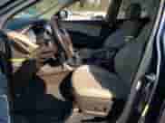 2014 Hyundai Santa Fe с VIN 5XYZU3LA7EG174196, выставлен на аукционе Copart как лот 68150655 с пробегом 85 085 миль миль и Списание • Salvage title. История ставок и продаж доступна на DreamBid. Изображение 7.