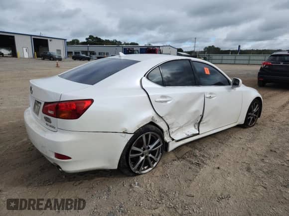 2008 Lexus IS 250 with VIN JTHBK262285070295, listed as a Copart auction lot 82264475 with 259,169 mi miles and Clean title. Bid and sale history available at DreamBid. Image 3.
