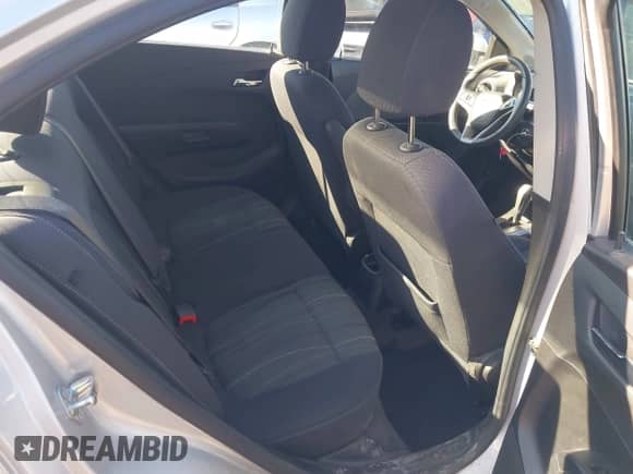 2015 Chevrolet Sonic LT с VIN 1G1JC5SH3F4169130, выставлен на аукционе IAAI как лот 43359004 с пробегом 112 338 миль миль и . История ставок и продаж доступна на DreamBid. Изображение 8.