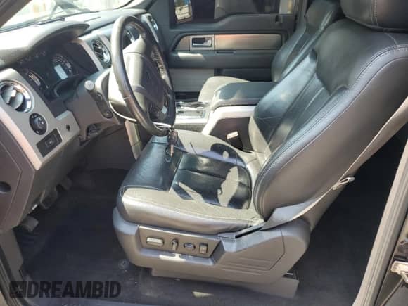 2013 Ford F-150 XL z VIN 1FTFW1ET1DFA95561, wystawiony jako Copart lot #80079035 z przebiegiem 128 937 mil mil oraz Czysty tytuł • Clean title. Historia ofert i sprzedaży dostępna na DreamBid. Obrazek 7.