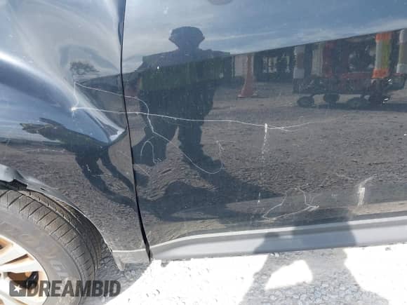 2011 Chevrolet Equinox 1LT z VIN 2GNALDEC1B1280838, wystawiony jako IAAI lot #42060869 z przebiegiem 212 044 mil mil oraz . Historia ofert i sprzedaży dostępna na DreamBid. Obrazek 12.