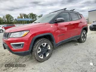2018 Jeep Compass Trailhawk с VIN 3C4NJDDB5JT408813, выставлен на аукционе Copart как лот 82183765 с пробегом 102 305 миль миль и Списание • Salvage title. История ставок и продаж доступна на DreamBid. Изображение 1.