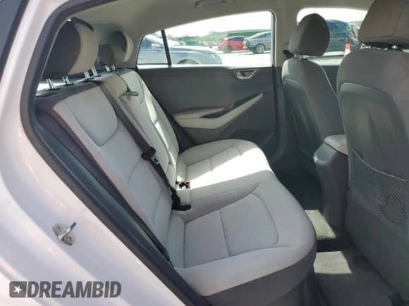 2021 Hyundai Ioniq SE с VIN KMHC75LC9MU250911, выставлен на аукционе Copart как лот 68739785 с пробегом 95 991 миль миль и Списание • Salvage title. История ставок и продаж доступна на DreamBid. Изображение 10.