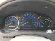 2008 Toyota Sienna XLE z VIN 5TDBK22C38S013128, wystawiony jako Copart lot #70060255 z przebiegiem 154 984 mil mil oraz Czysty tytuł • Clean title. Historia ofert i sprzedaży dostępna na DreamBid. Obrazek 9.