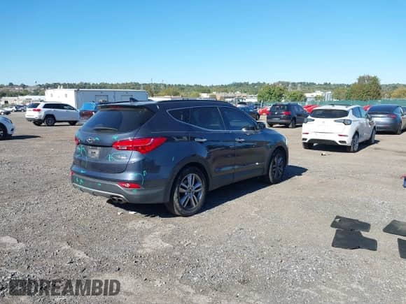 2015 Hyundai Santa Fe с VIN 5XYZWDLA7FG289947, выставлен на аукционе IAAI как лот 43423735 с пробегом 74 597 миль миль и . История ставок и продаж доступна на DreamBid. Изображение 4.