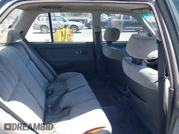 1988 Honda Civic with VIN 1HGED3557JA080104, listed as a IAAI auction lot 42912477 with 207,145 mi miles and . Bid and sale history available at DreamBid. Image 8.