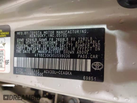 2005 Toyota Camry LE z VIN 4T1BE30K95U599036, wystawiony jako IAAI lot #43037860 z przebiegiem 223 232 mil mil oraz . Historia ofert i sprzedaży dostępna na DreamBid. Obrazek 9.