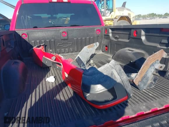 2017 Chevrolet Silverado 1500 Custom с VIN 1GCRCPEH3HZ198991, выставлен на аукционе IAAI как лот 41826784 с пробегом 93 692 миль миль и . История ставок и продаж доступна на DreamBid. Изображение 12.