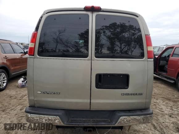 2004 Chevrolet Express Passenger z VIN 1GAHG39U241125628, wystawiony jako Copart lot #74608164 z przebiegiem Nie podano mil oraz Szkoda całkowita • Salvage title. Historia ofert i sprzedaży dostępna na DreamBid. Obrazek 6.