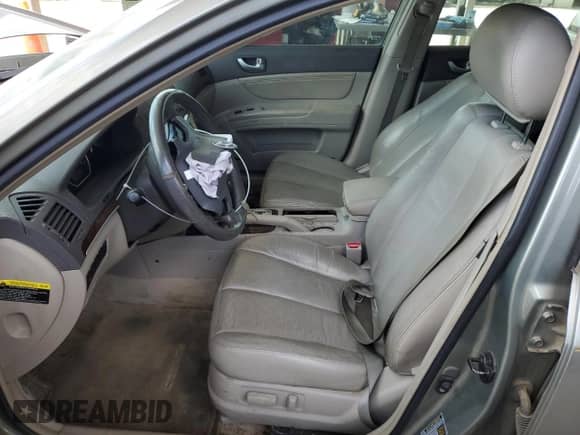 2008 Hyundai Sonata SE с VIN 5NPEU46F48H357502, выставлен на аукционе Copart как лот 67944965 с пробегом 275 704 миль миль и На запчасти • Non repairable. История ставок и продаж доступна на DreamBid. Изображение 7.