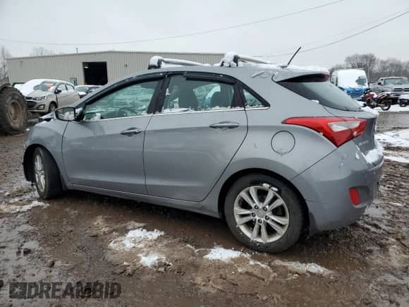 2014 Hyundai Elantra с VIN KMHD35LH1EU178339, выставлен на аукционе Copart как лот 59182015 с пробегом 134 243 миль миль и Списание • Salvage title. История ставок и продаж доступна на DreamBid. Изображение 2.