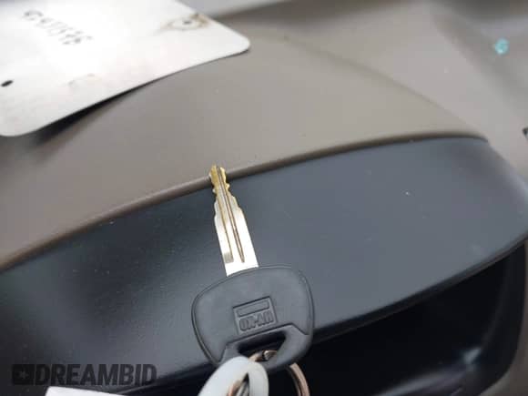 2007 Hyundai Tucson SE z VIN KM8JN72D77U588282, wystawiony jako IAAI lot #42431578 z przebiegiem 241 975 mil mil oraz . Historia ofert i sprzedaży dostępna na DreamBid. Obrazek 11.