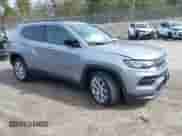 2023 Jeep Compass Latitude Lux с VIN 3C4NJDFN4PT558945, выставлен на аукционе IAAI как лот 41855576 с пробегом 9 375 миль миль и . История ставок и продаж доступна на DreamBid. Изображение 1.