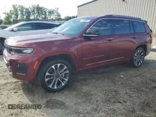 2021 Jeep Grand Cherokee Overland z VIN 1C4RJKDT0M8195433, wystawiony jako Copart lot #57028604 z przebiegiem 20 041 mil mil oraz Szkoda całkowita • Salvage title. Historia ofert i sprzedaży dostępna na DreamBid. Obrazek 1.