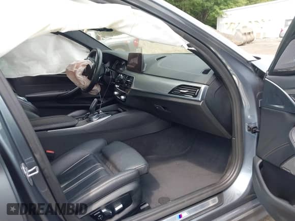 2019 BMW 5 Series 530i with VIN WBAJA5C52KWW44781, listed as a IAAI auction lot 42856522 with 102,648 mi miles and . Bid and sale history available at DreamBid. Image 5.