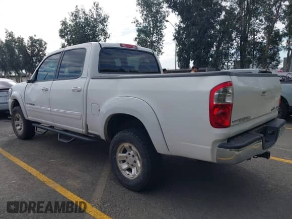 2006 Toyota Tundra Limited with VIN 5TBDT481X6S533579, listed as a IAAI auction lot 43284599 with 148,475 mi miles and . Bid and sale history available at DreamBid. Image 3.