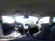 2017 Chevrolet Equinox LT z VIN 2GNFLFEKXH6214485, wystawiony jako IAAI lot #43236438 z przebiegiem 153 434 mil mil oraz . Historia ofert i sprzedaży dostępna na DreamBid. Obrazek 18.