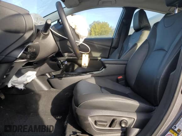 2022 Toyota Prius XLE with VIN JTDKAMFP3N3226296, listed as a Copart auction lot 84223445 with 28,580 mi miles and Salvage title. Bid and sale history available at DreamBid. Image 7.