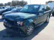 2010 Land Rover Range Rover Sport HSE Lux z VIN SALSK2D48AA212810, wystawiony jako IAAI lot #41943041 z przebiegiem 111 896 mil mil oraz . Historia ofert i sprzedaży dostępna na DreamBid. Obrazek 17.