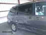 2004 Toyota Sienna XLE z VIN 5TDZA22C34S165888, wystawiony jako IAAI lot #43434586 z przebiegiem 238 214 mil mil oraz . Historia ofert i sprzedaży dostępna na DreamBid. Obrazek 6.