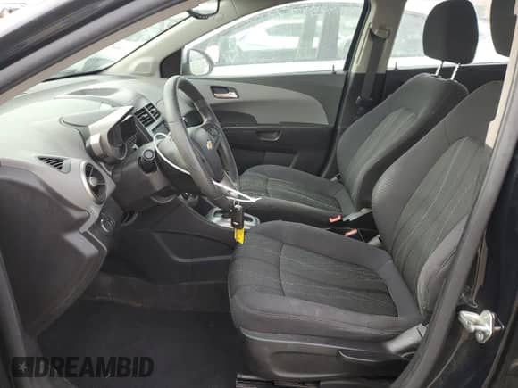 2014 Chevrolet Sonic LT с VIN 1G1JC6SB5E4143080, выставлен на аукционе Copart как лот 80531665 с пробегом 131 246 миль миль и Списание • Salvage title. История ставок и продаж доступна на DreamBid. Изображение 7.