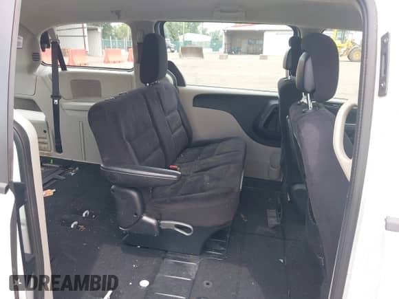 2014 Dodge Grand Caravan SE 30th Anniversary with VIN 2C4RDGBG7ER275442, listed as a IAAI auction lot 42902989 with 175,536 mi miles and . Bid and sale history available at DreamBid. Image 8.