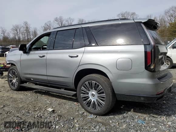 2023 Cadillac Escalade 4WD Sport z VIN 1GYS4FKL4PR168750, wystawiony jako Copart lot #45422415 z przebiegiem Nie podano mil oraz Szkoda całkowita • Salvage title. Historia ofert i sprzedaży dostępna na DreamBid. Obrazek 2.