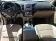 2010 Hyundai Veracruz Limited с VIN KM8NU4CC5AU104092, выставлен на аукционе Copart как лот 65055425 с пробегом 190 755 миль миль и Списание • Salvage title. История ставок и продаж доступна на DreamBid. Изображение 8.