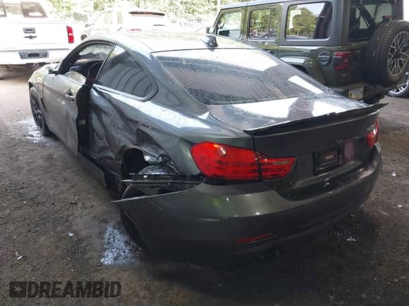 2015 BMW 4 Series 428i с VIN WBA3N3C51FK233094, выставлен на аукционе IAAI как лот 42412314 с пробегом 127 330 миль миль и . История ставок и продаж доступна на DreamBid. Изображение 3.