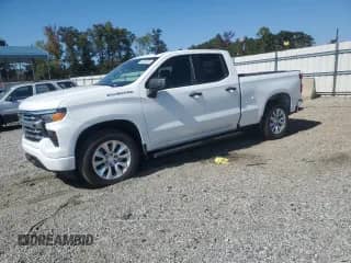 2023 Chevrolet Silverado 1500 Custom z VIN 1GCRABEK4PZ210830, wystawiony jako Copart lot #86089255 z przebiegiem 39 549 mil mil oraz Czysty tytuł • Clean title. Historia ofert i sprzedaży dostępna na DreamBid. Obrazek 1.