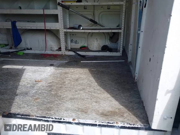 2005 Chevrolet Astro Cargo z VIN 1GCDM19X75B102872, wystawiony jako IAAI lot #41954195 z przebiegiem 173 627 mil mil oraz . Historia ofert i sprzedaży dostępna na DreamBid. Obrazek 8.