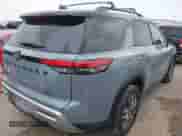 2022 Nissan Pathfinder SL z VIN 5N1DR3CA3NC225009, wystawiony jako IAAI lot #43154321 z przebiegiem 158 241 mil mil oraz . Historia ofert i sprzedaży dostępna na DreamBid. Obrazek 4.