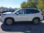 2020 Subaru Forester Premium z VIN JF2SKAJC2LH586046, wystawiony jako IAAI lot #43405135 z przebiegiem 35 834 mil mil oraz . Historia ofert i sprzedaży dostępna na DreamBid. Obrazek 14.