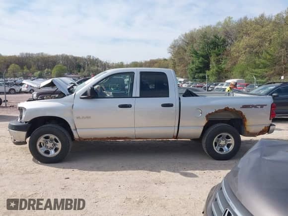 2008 Dodge 1500 SLT z VIN 1D7HU18N18S512577, wystawiony jako IAAI lot #42199155 z przebiegiem 125 206 mil mil oraz . Historia ofert i sprzedaży dostępna na DreamBid. Obrazek 14.