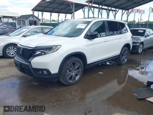 2021 Honda Passport EX-L с VIN 5FNYF8H54MB041738, выставлен на аукционе IAAI как лот 42310470 с пробегом 52 409 миль миль и . История ставок и продаж доступна на DreamBid. Изображение 18.