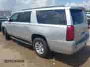 2019 Chevrolet Suburban LT с VIN 1GNSKHKC0KR397479, выставлен на аукционе IAAI как лот 42725453 с пробегом 39 423 миль миль и . История ставок и продаж доступна на DreamBid. Изображение 3.