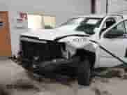 2018 Chevrolet Silverado 1500 Work Truck с VIN 1GCNKNEC5JZ127081, выставлен на аукционе IAAI как лот 41192302 с пробегом 161 582 миль миль и . История ставок и продаж доступна на DreamBid. Изображение 6.