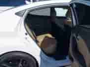 2011 Hyundai Elantra GLS z VIN 5NPDH4AE8BH048332, wystawiony jako IAAI lot #42939518 z przebiegiem 101 672 mil mil oraz . Historia ofert i sprzedaży dostępna na DreamBid. Obrazek 8.