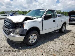 2005 Ford F-150 XL z VIN 1FTRF12235NA11286, wystawiony jako Copart lot #64940645 z przebiegiem 185 496 mil mil oraz Szkoda całkowita • Salvage title. Historia ofert i sprzedaży dostępna na DreamBid. Obrazek 1.
