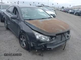 2016 Chevrolet Cruze LT с VIN 1G1PE5SB1G7129435, выставлен на аукционе IAAI как лот 42865633 с пробегом 90 564 миль миль и . История ставок и продаж доступна на DreamBid. Изображение 1.